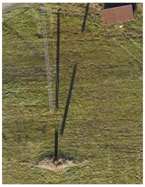 Utility pole distortion.jpg
